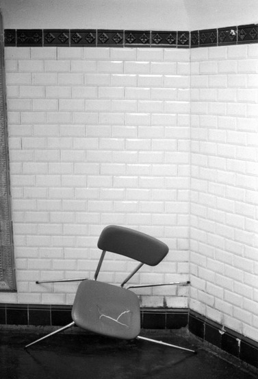 "Paris: killed chair in the subway" 1983
